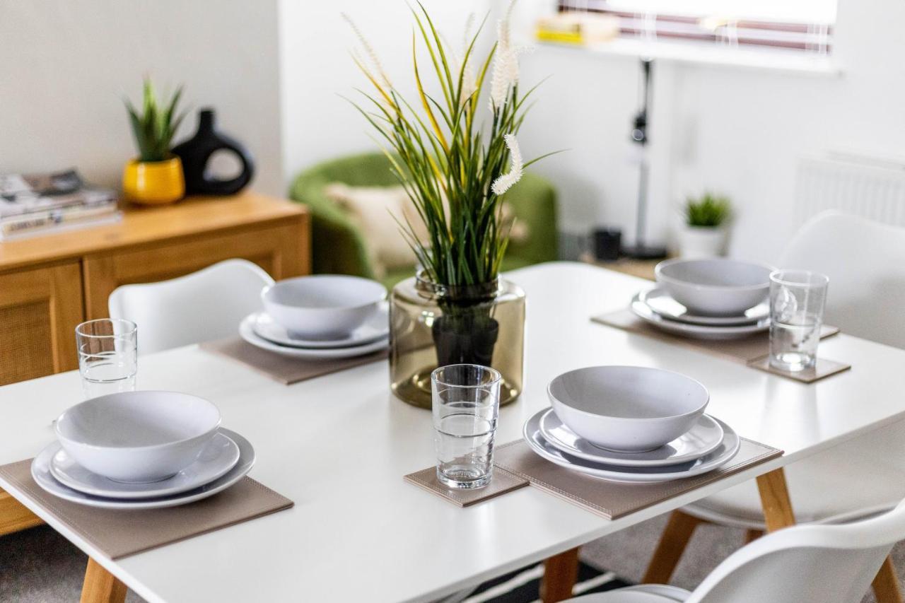 Levi Suite By Koya Homes - 3-Bedroom Home, Downtown Cardiff, Free Parking Экстерьер фото