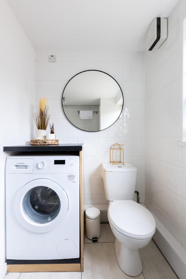Levi Suite By Koya Homes - 3-Bedroom Home, Downtown Cardiff, Free Parking Экстерьер фото
