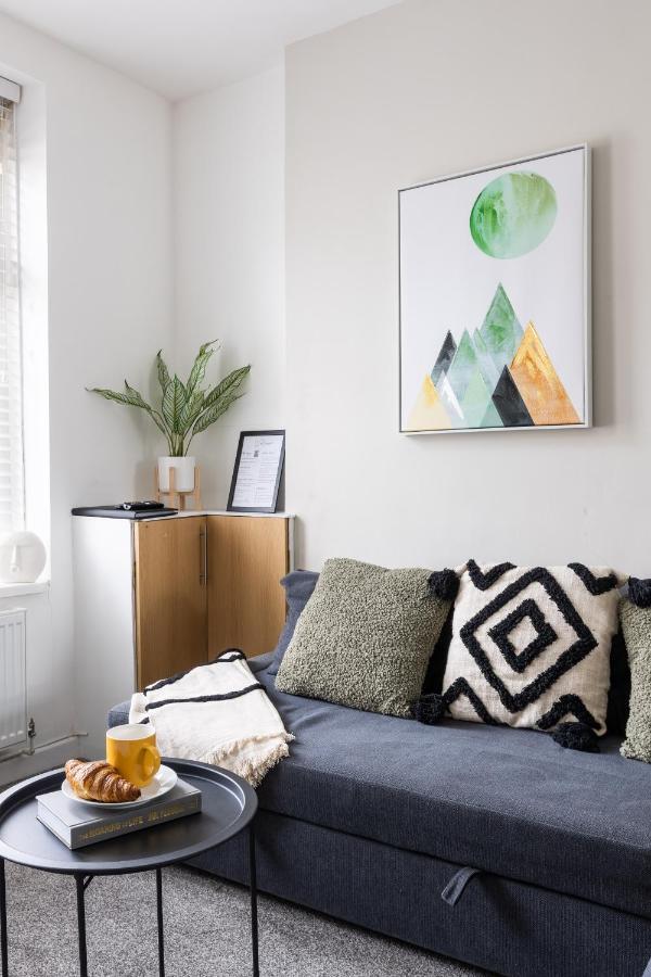 Levi Suite By Koya Homes - 3-Bedroom Home, Downtown Cardiff, Free Parking Экстерьер фото