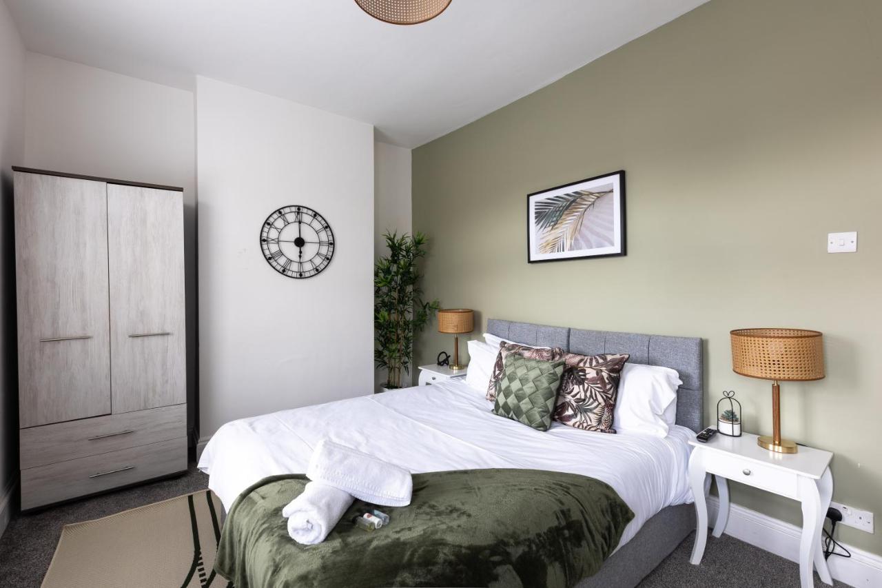 Levi Suite By Koya Homes - 3-Bedroom Home, Downtown Cardiff, Free Parking Экстерьер фото